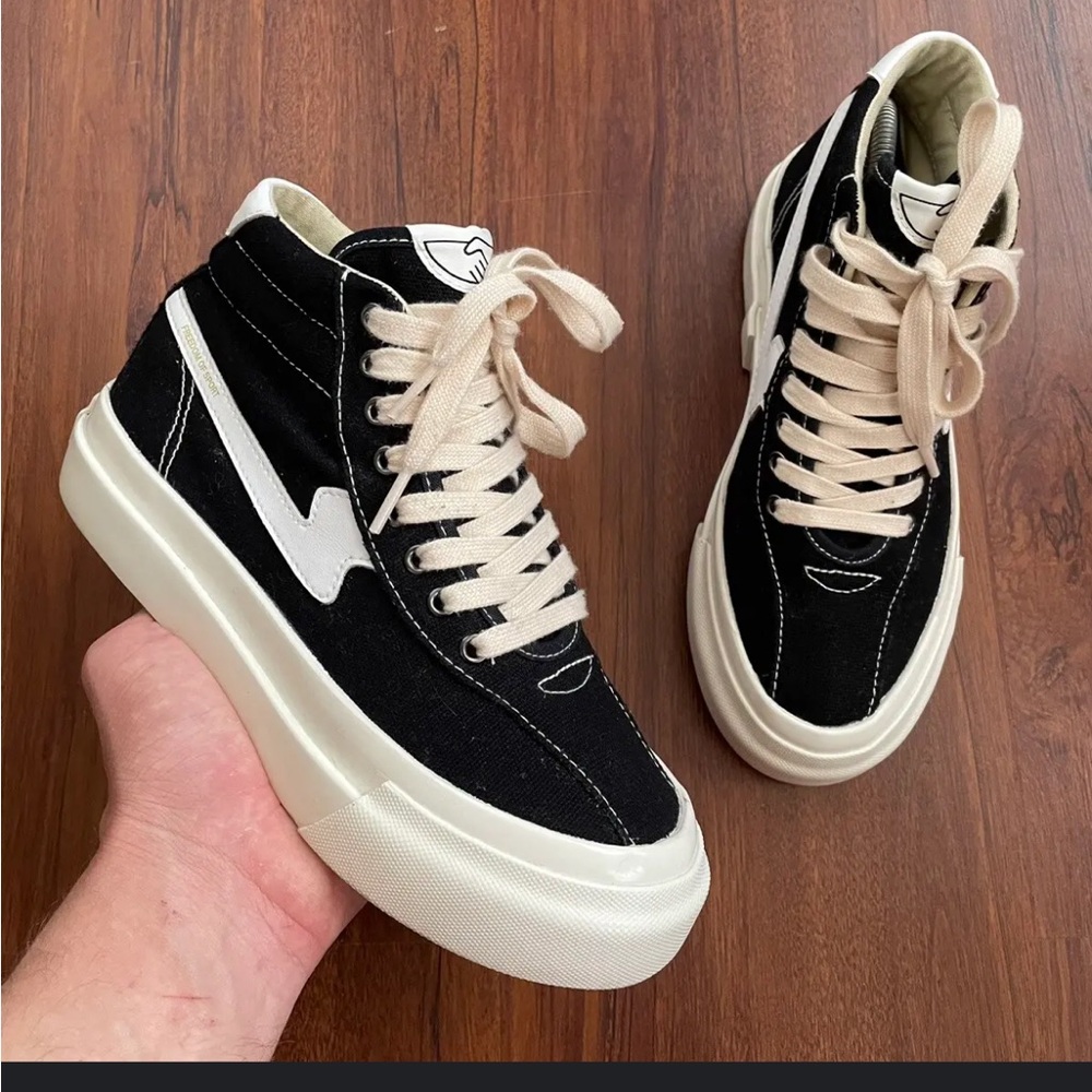 STEPNEY WORKERS CLUB